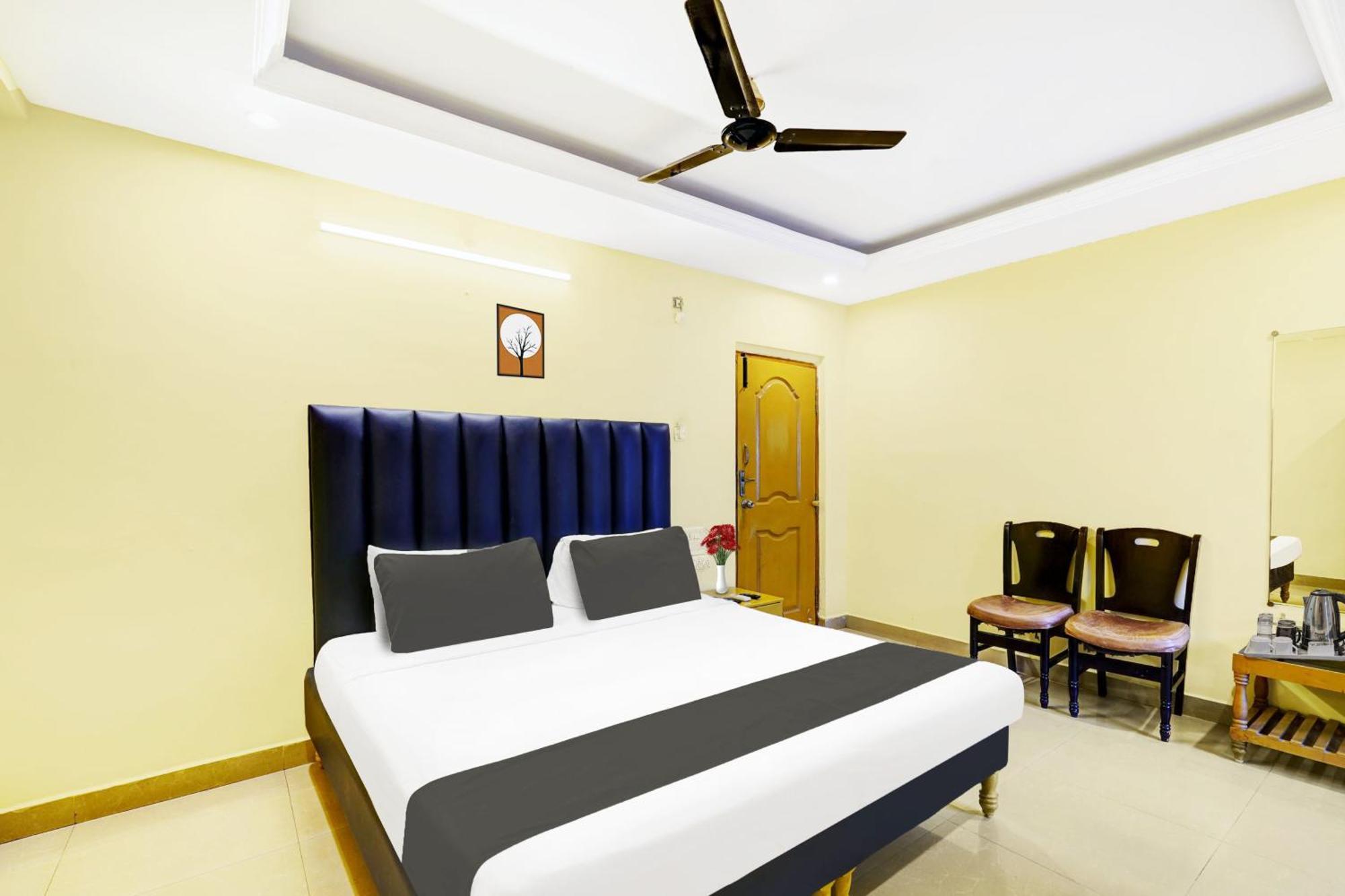 Super Hotel O Padmavathi Puram Near Railway Station Тирупати Екстериор снимка