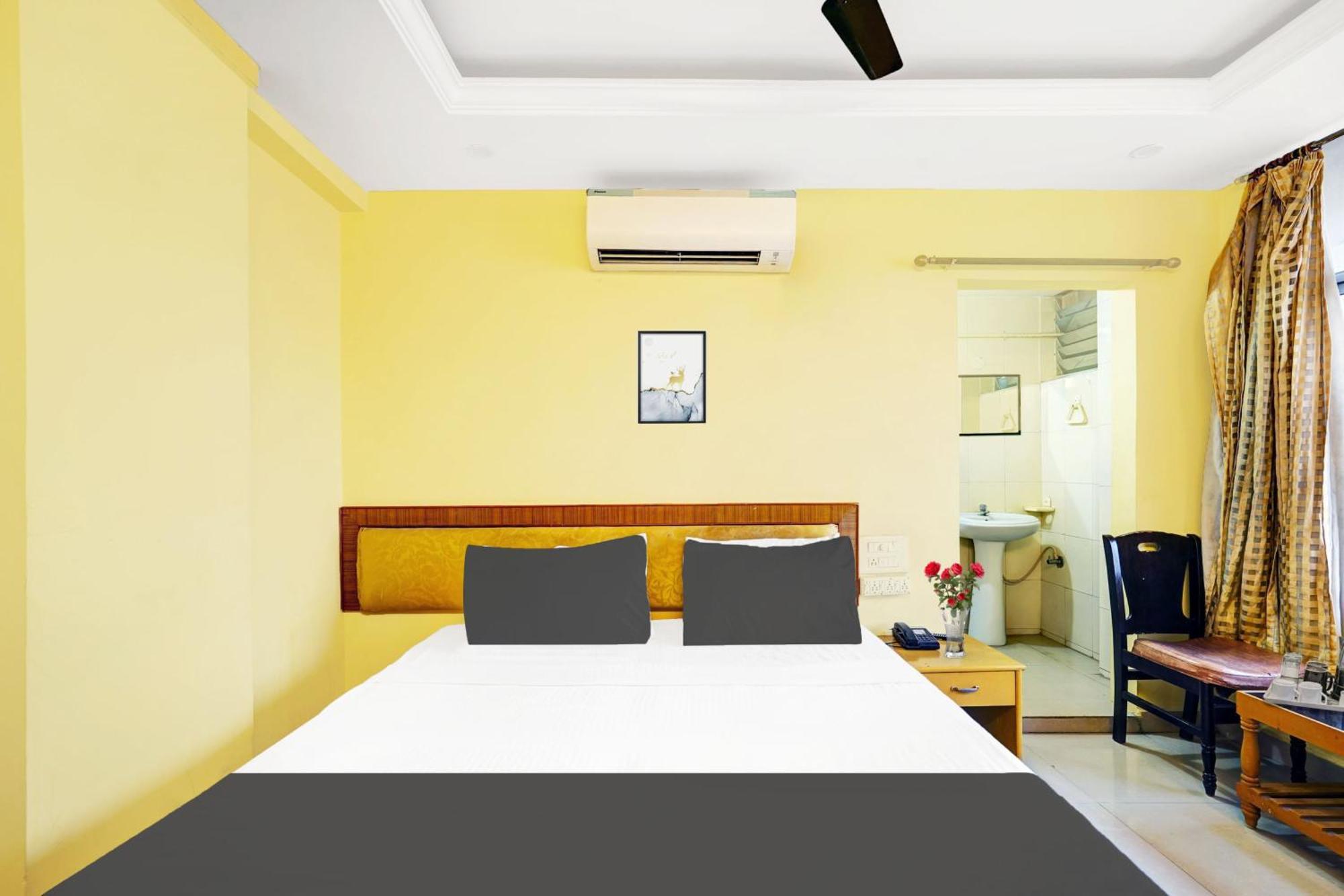 Super Hotel O Padmavathi Puram Near Railway Station Тирупати Екстериор снимка
