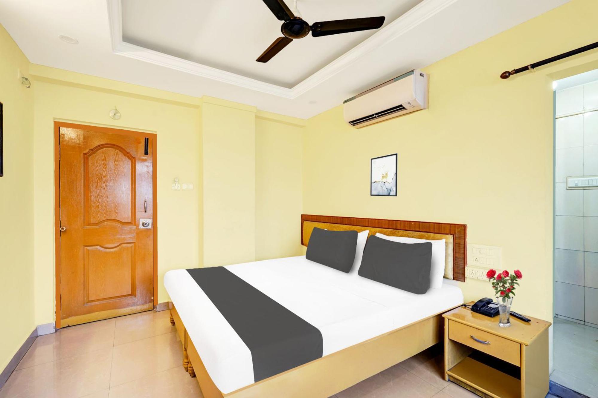 Super Hotel O Padmavathi Puram Near Railway Station Тирупати Екстериор снимка