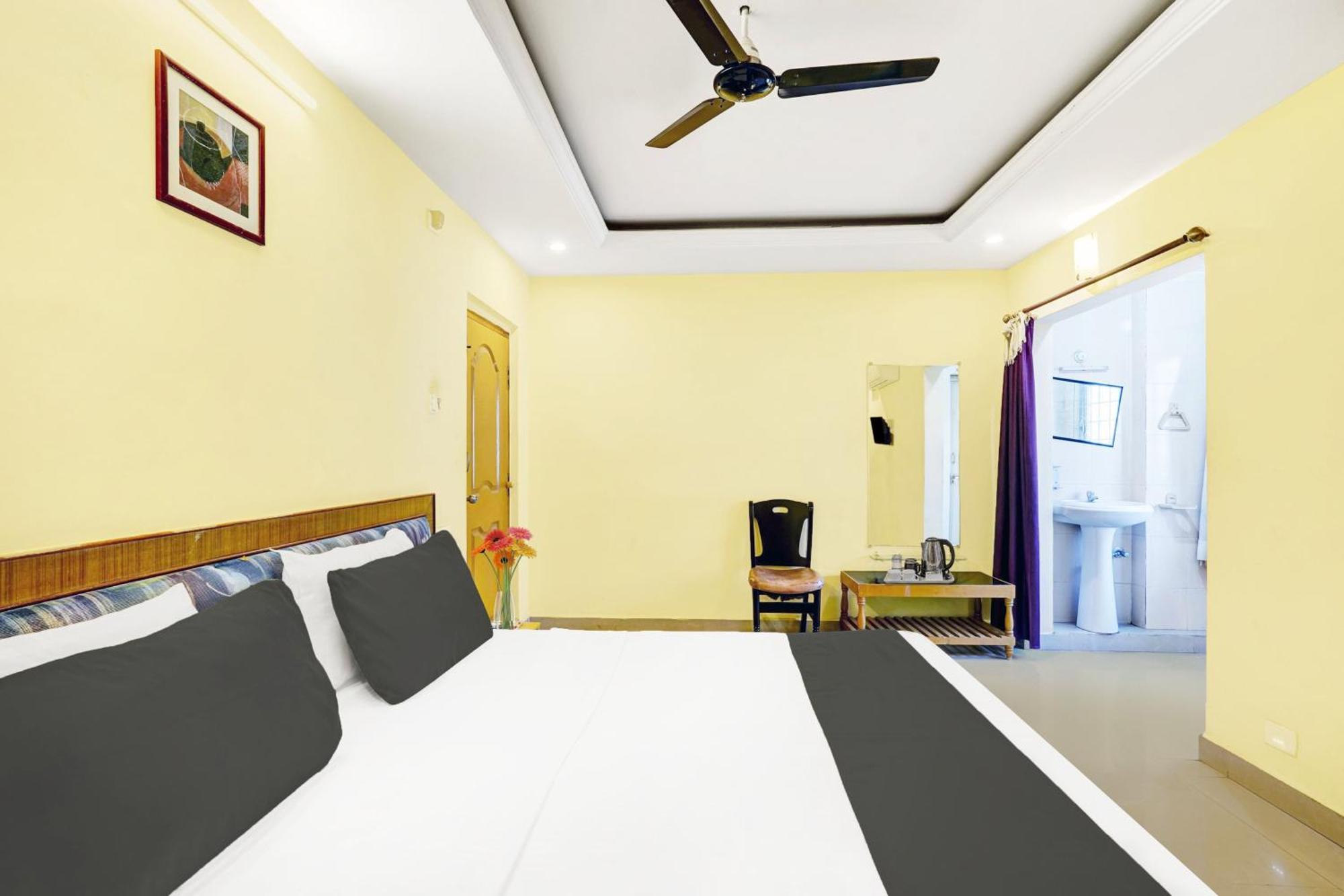 Super Hotel O Padmavathi Puram Near Railway Station Тирупати Екстериор снимка